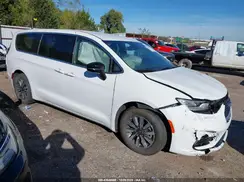 2C4RC1S71SR577384 2025 CHRYSLER PACIFICA