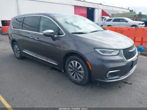 2C4RC1S72NR123083 2022 CHRYSLER PACIFICA - Image 1