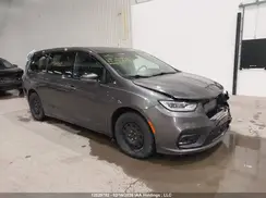 2C4RC1S72NR164877 2022 CHRYSLER PACIFICA