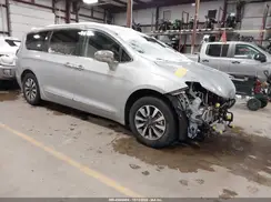 2C4RC1S72NR231820 2022 CHRYSLER PACIFICA