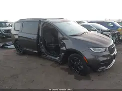 2C4RC1S72PR584349 2023 CHRYSLER PACIFICA