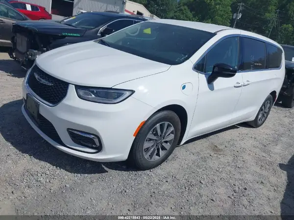 2C4RC1S72RR117788 2024 CHRYSLER PACIFICA - Image 2