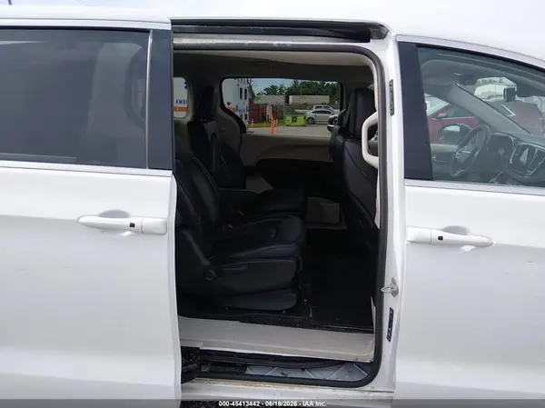 2C4RC1S72RR121890 2024 CHRYSLER PACIFICA - Image 8