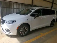 2C4RC1S72RR123803 2024 CHRYSLER PACIFICA
