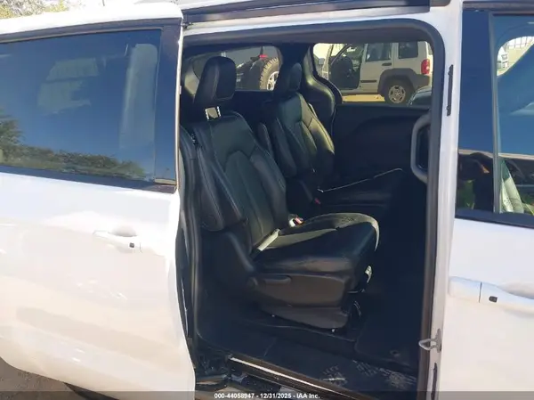 2C4RC1S72RR153285 2024 CHRYSLER PACIFICA - Image 8