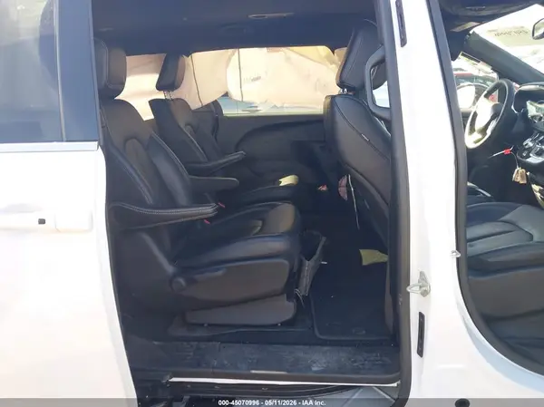 2C4RC1S72SR575658 2025 CHRYSLER PACIFICA - Image 8