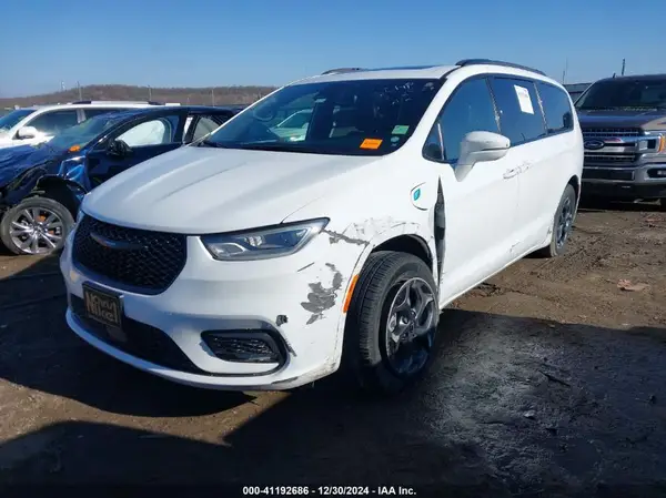 2C4RC1S73MR517576 2021 CHRYSLER PACIFICA - Image 2