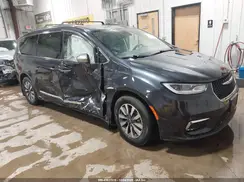 2C4RC1S73MR557334 2021 CHRYSLER PACIFICA