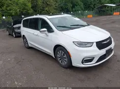 2C4RC1S73NR135646 2022 CHRYSLER PACIFICA