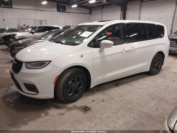 2C4RC1S73NR165035 2022 CHRYSLER PACIFICA - Image 2