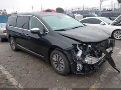 2C4RC1S73NR181350 2022 CHRYSLER PACIFICA