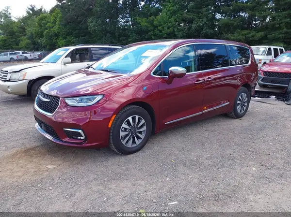2C4RC1S73NR205811 2022 CHRYSLER PACIFICA - Image 2