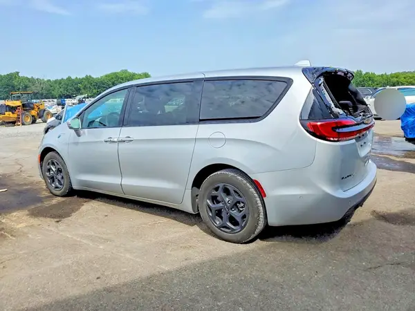 2C4RC1S73NR210846 2022 CHRYSLER PACIFICA - Image 2