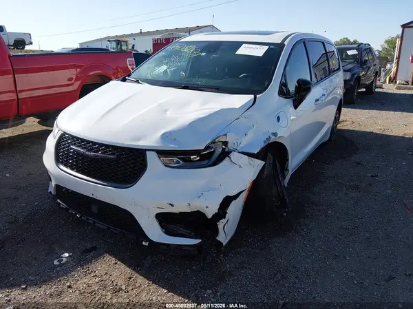 2C4RC1S73PR501639 2023 CHRYSLER PACIFICA - Image 2