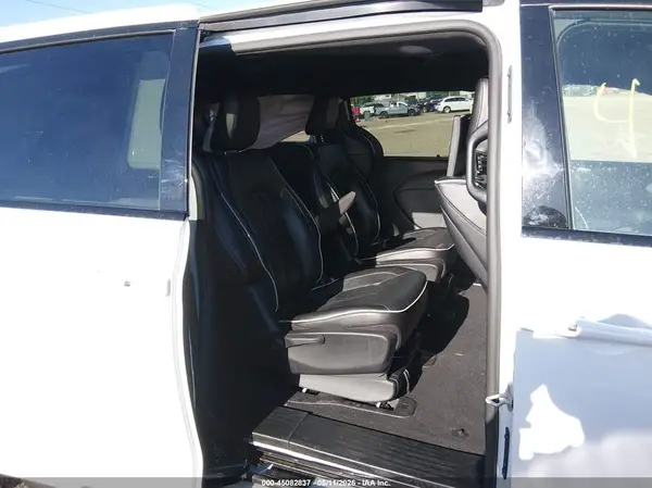 2C4RC1S73PR501639 2023 CHRYSLER PACIFICA - Image 8