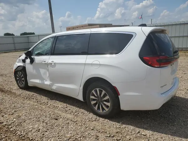 2C4RC1S73RR118223 2024 CHRYSLER PACIFICA - Image 2
