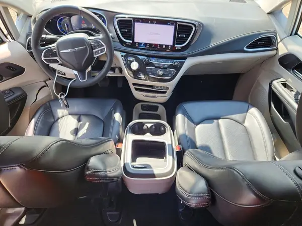 2C4RC1S73RR118285 2024 CHRYSLER PACIFICA - Image 8