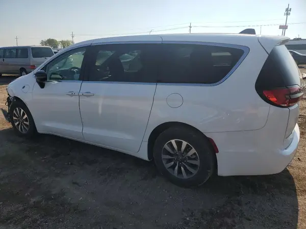 2C4RC1S73RR137712 2024 CHRYSLER PACIFICA - Image 2