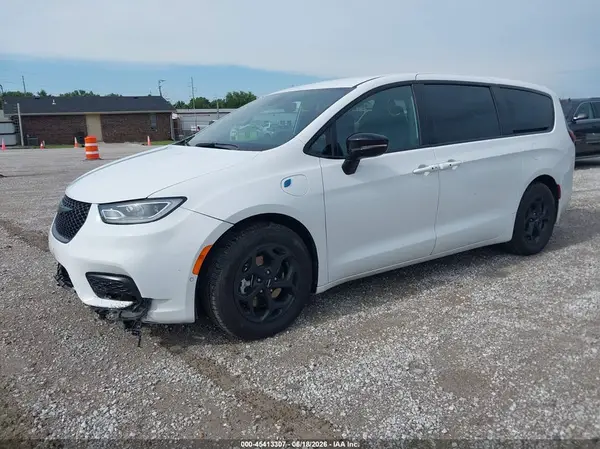 2C4RC1S73RR158429 2024 CHRYSLER PACIFICA - Image 2
