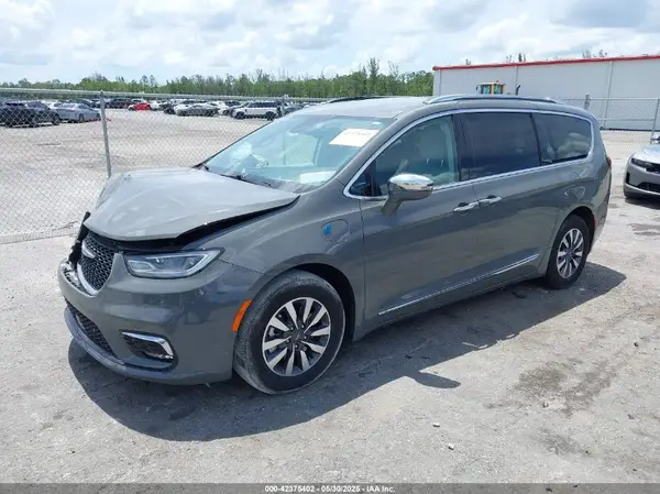 2C4RC1S74MR578810 2021 CHRYSLER PACIFICA - Image 2