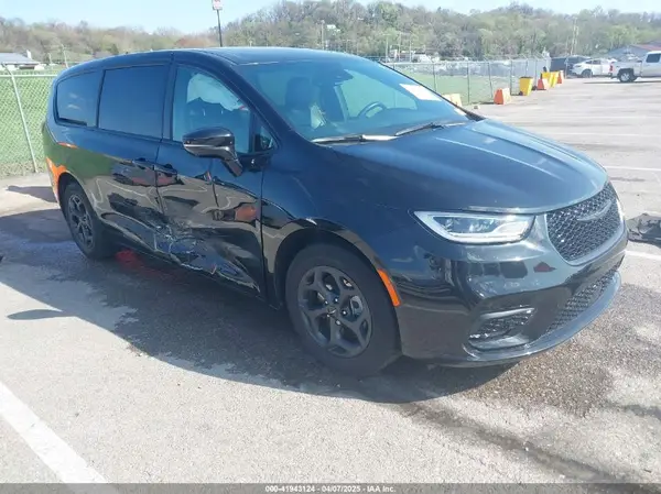 2C4RC1S74NR101568 2022 CHRYSLER PACIFICA - Image 1