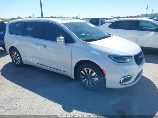2C4RC1S74NR112960 2022 CHRYSLER PACIFICA - Image 1
