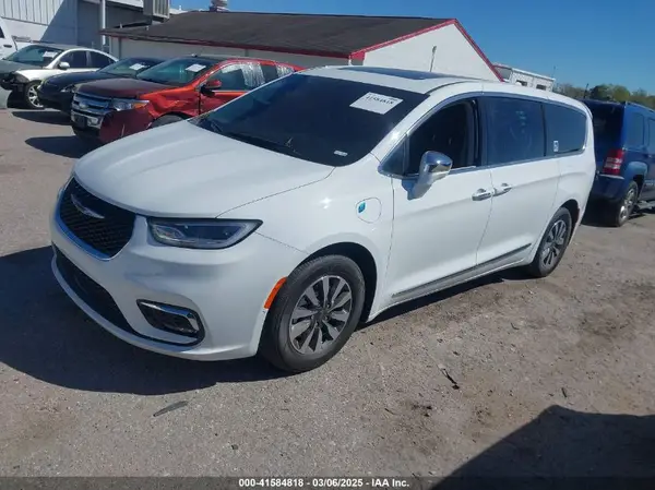 2C4RC1S74NR112960 2022 CHRYSLER PACIFICA - Image 2