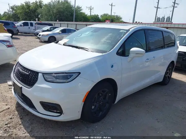 2C4RC1S74NR179980 2022 CHRYSLER PACIFICA - Image 2