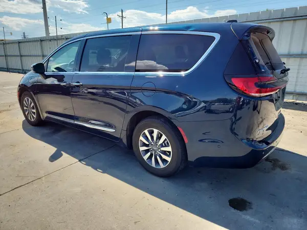 2C4RC1S74PR569691 2023 CHRYSLER PACIFICA - Image 2
