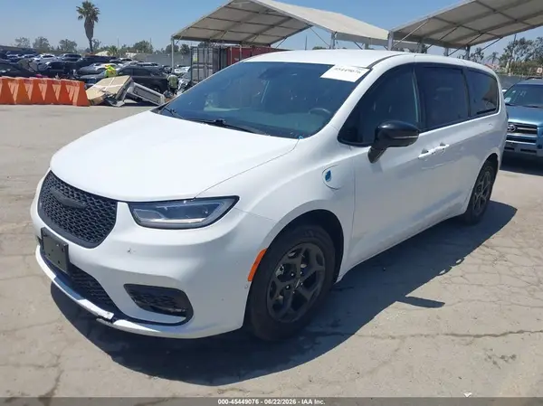 2C4RC1S74RR109255 2024 CHRYSLER PACIFICA - Image 2