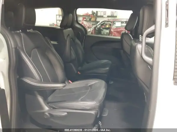 2C4RC1S74RR115363 2024 CHRYSLER PACIFICA - Image 8