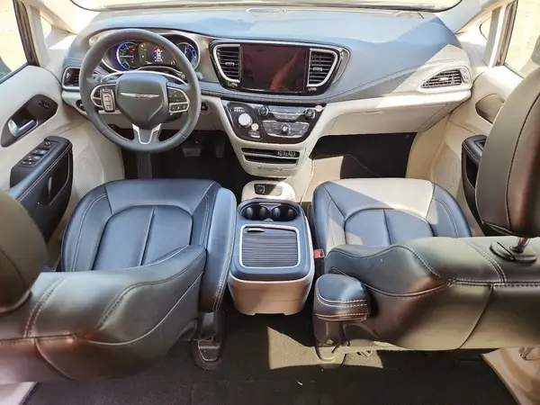 2C4RC1S74RR127111 2024 CHRYSLER PACIFICA - Image 8
