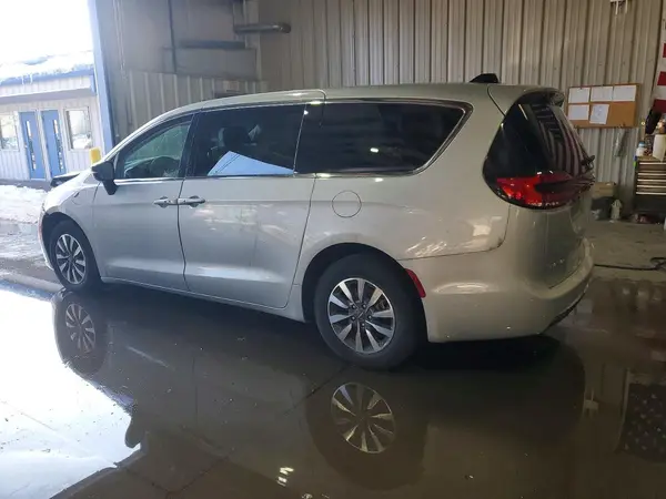 2C4RC1S74RR134477 2024 CHRYSLER PACIFICA - Image 2