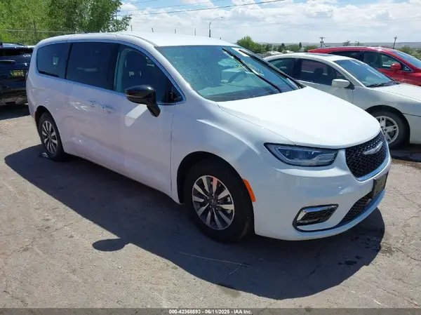 2C4RC1S74RR153420 2024 CHRYSLER PACIFICA - Image 1