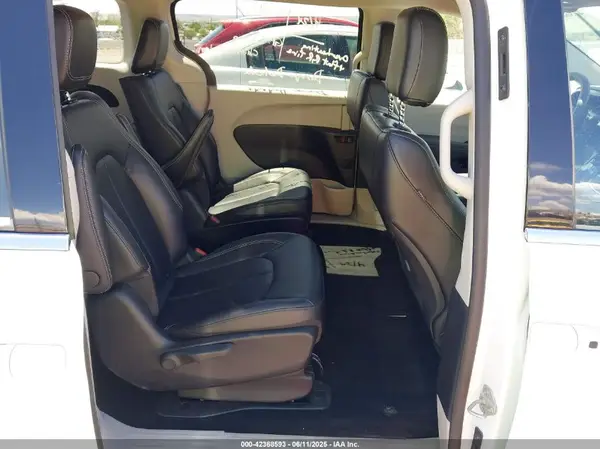 2C4RC1S74RR153420 2024 CHRYSLER PACIFICA - Image 8