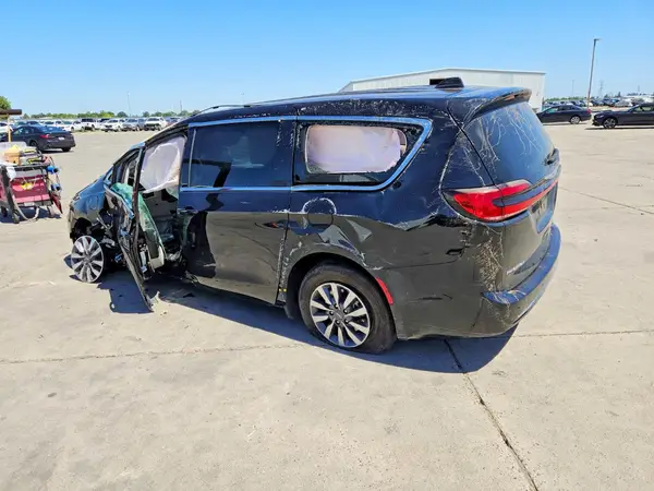 2C4RC1S74RR156995 2024 CHRYSLER PACIFICA - Image 2