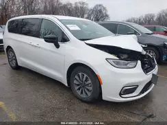2C4RC1S75RR117851 2024 CHRYSLER PACIFICA
