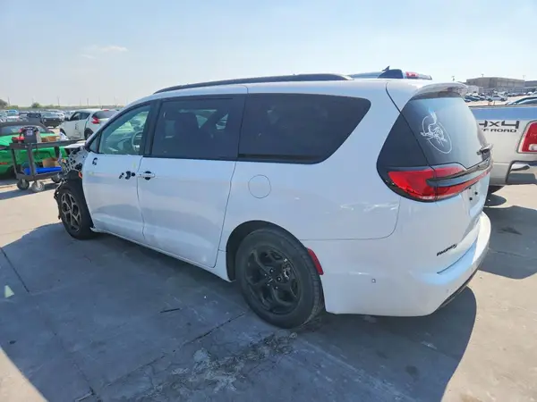 2C4RC1S75RR122029 2024 CHRYSLER PACIFICA - Image 2
