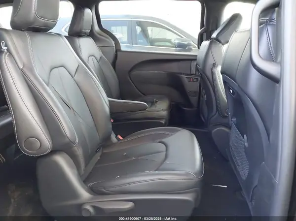 2C4RC1S75SR502350 2025 CHRYSLER PACIFICA - Image 8