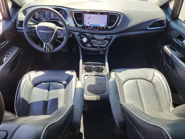 2C4RC1S76PR501523 2023 CHRYSLER PACIFICA - Image 8