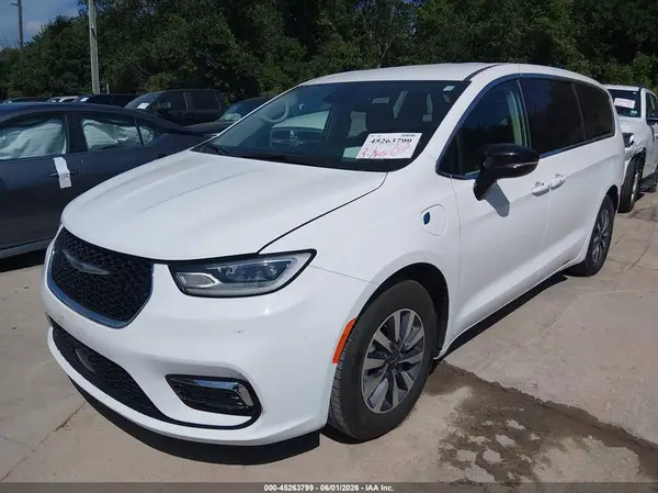 2C4RC1S76RR153502 2024 CHRYSLER PACIFICA - Image 2
