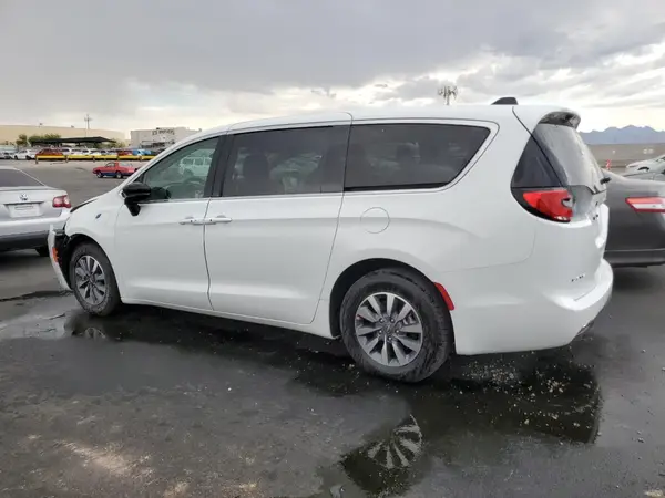2C4RC1S76RR156626 2024 CHRYSLER PACIFICA - Image 2