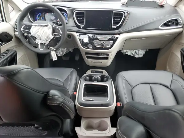 2C4RC1S76RR156626 2024 CHRYSLER PACIFICA - Image 8