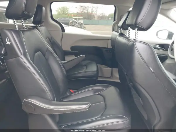 2C4RC1S76RR156738 2024 CHRYSLER PACIFICA - Image 8
