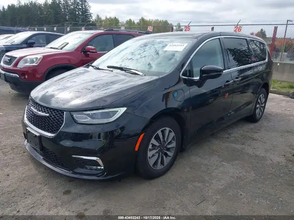 2C4RC1S76RR188489 2024 CHRYSLER PACIFICA - Image 2
