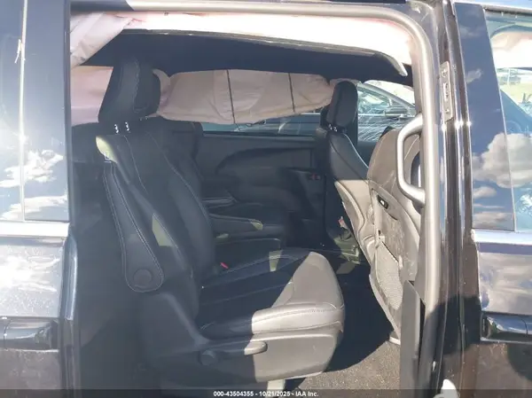 2C4RC1S76SR536071 2025 CHRYSLER PACIFICA - Image 8