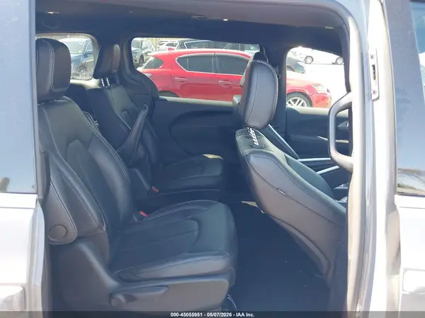 2C4RC1S76SR572231 2025 CHRYSLER PACIFICA - Image 8