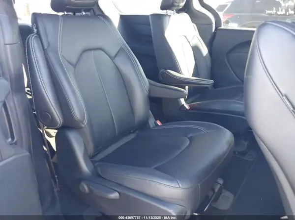 2C4RC1S76SR577848 2025 CHRYSLER PACIFICA - Image 8