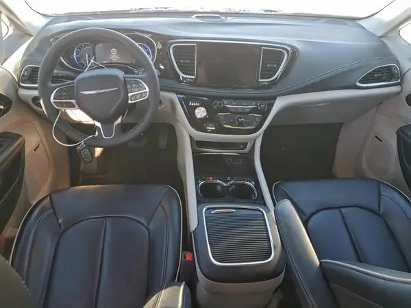 2C4RC1S77PR506603 2023 CHRYSLER PACIFICA - Image 8