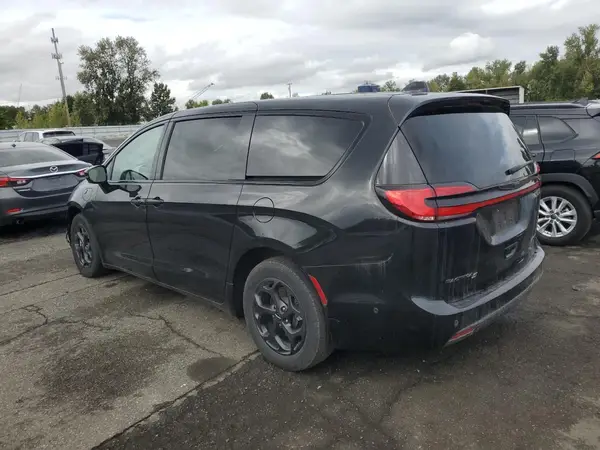 2C4RC1S77PR562816 2023 CHRYSLER PACIFICA - Image 2